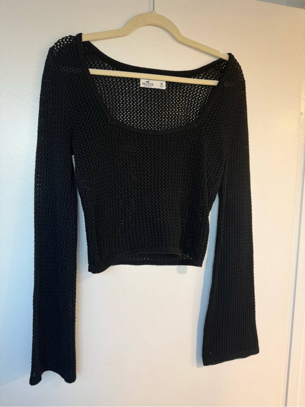 Hollister Black Open-Weave Cropped Scoop Neck Long Sleeve Top
